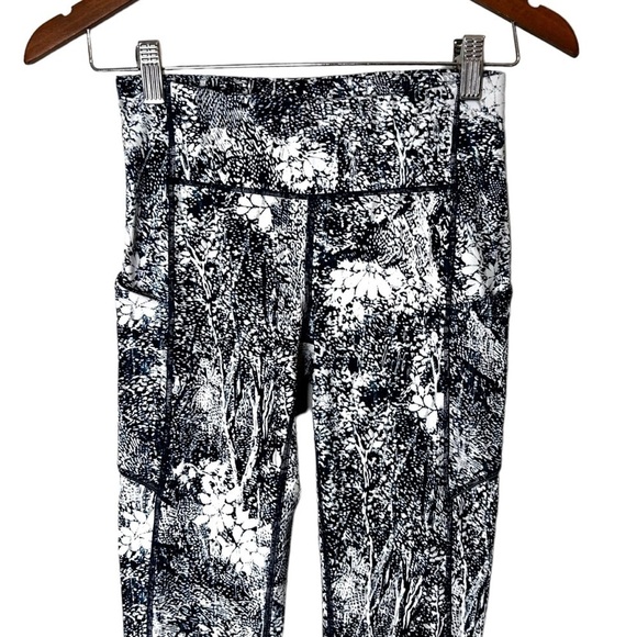 Lululemon Speed Up Tight *Full-On Luxtreme 28" Wildwood Multi - Picture 8 of 15